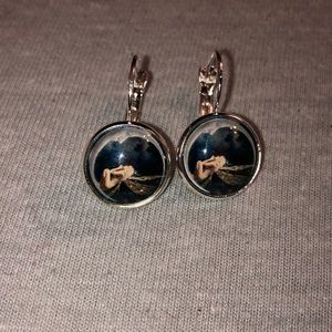 Swan earrings